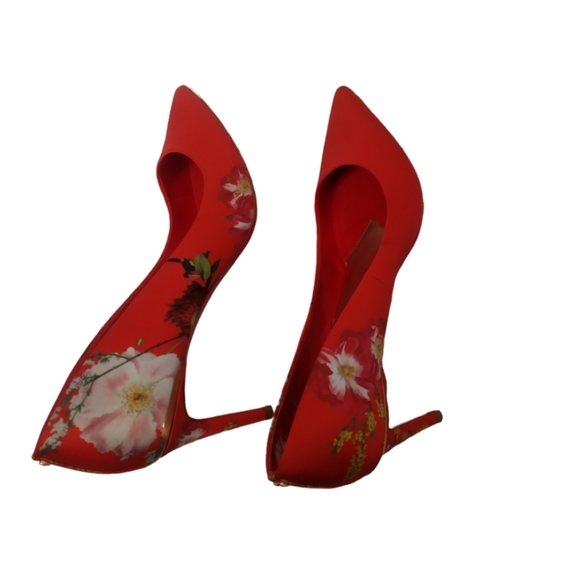 TED BAKER LONDON Red Floral Heels NWT size 11.5 - Picture 2 of 10
